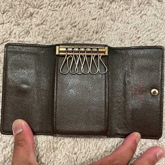 Louis Vuitton Keyholder Damier Ebene